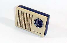SANYO MODEL 6C-339 AM RADIO