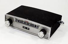 CROWN MODEL FM-100 FM TUNER