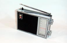 HITACHI KH-990 AM/FM 2BAND RADIO
