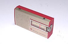 National Panasonic MODEL R-137 AM RADIO