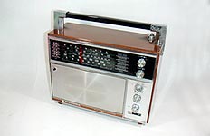 COLUMBIA MODEL TF-63 FM/AM/SW1/SW2/SW3 5BAND RADIO