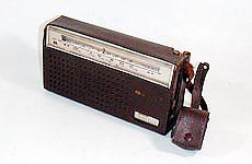 SONY MODEL TR-819 2BAND RADIO