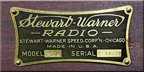 STEWART-WARNER MODEL 325 AM RADIOi^ǎj 