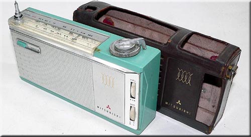 MITSUBISHI MODEL 8X-808 MW/SW1/SW2 3BAND RADIO