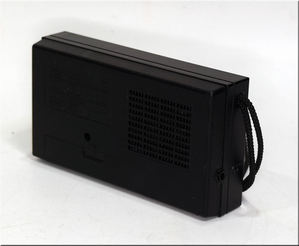 National  MODEL R-U2 AM RADIO