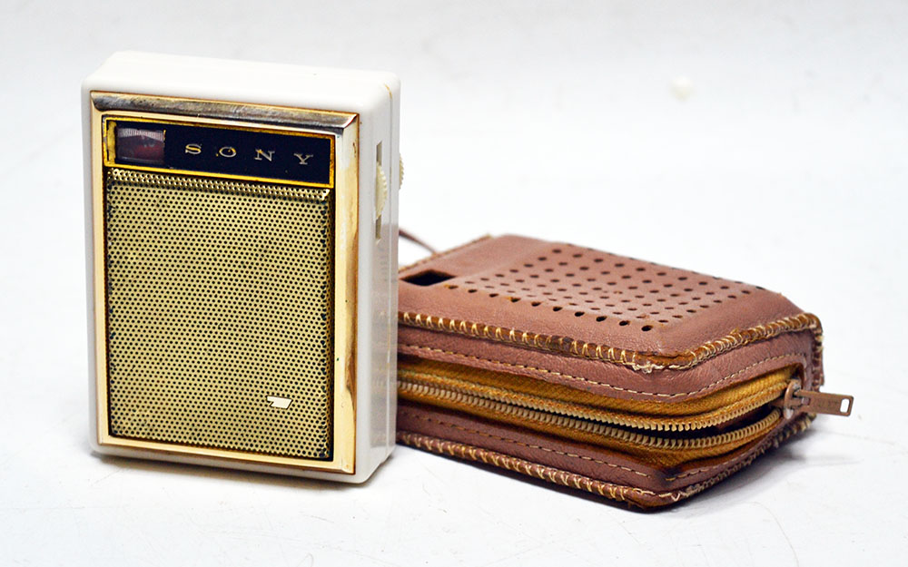 SONY MODEL TR-730 MW RADIO