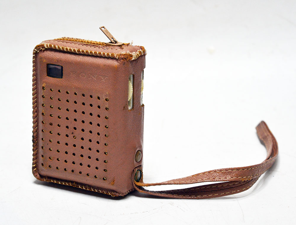 SONY MODEL TR-730 MW RADIO