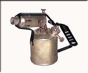 GOVERNOR PARAFFIN ENGLAND BLOW TORCH
